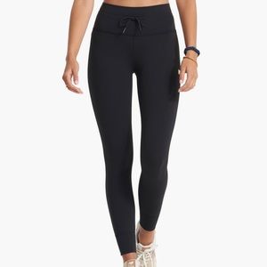 Vuori daily leggings with draw string